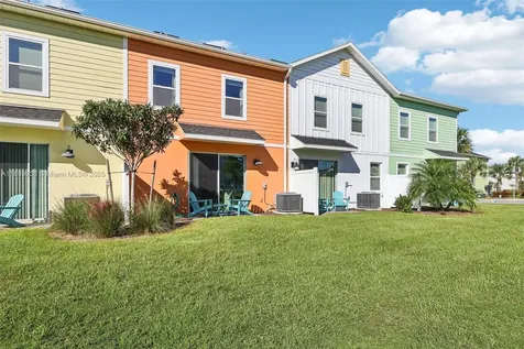 2971 Castaway Lane Kissimmee FL 34747