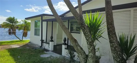 4404 NW 46th Way Tamarac FL 33319