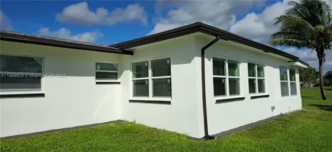 4404 NW 46th Way Tamarac FL 33319