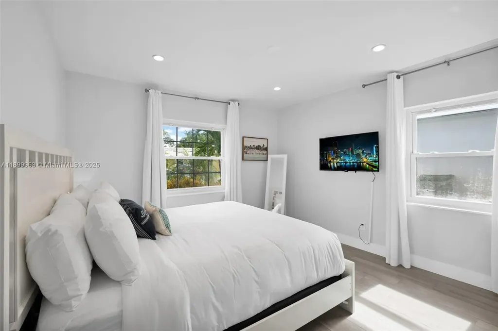 1315 NE 16th Avenue Fort Lauderdale FL 33304