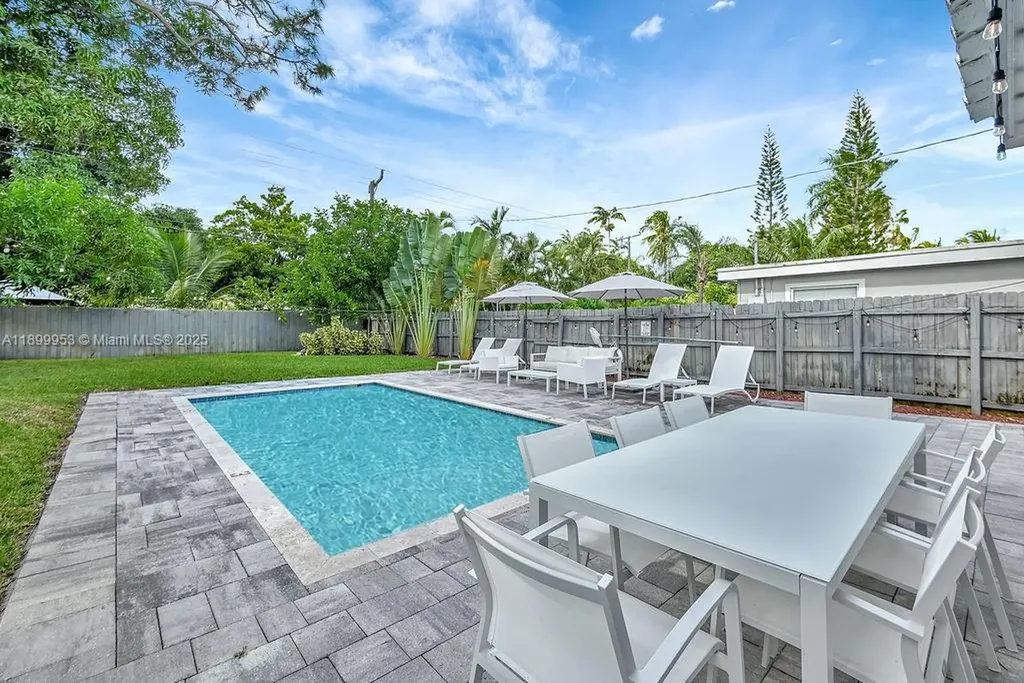 1315 NE 16th Avenue Fort Lauderdale FL 33304