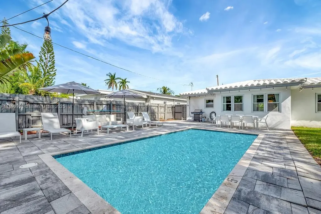 1315 NE 16th Avenue Fort Lauderdale FL 33304