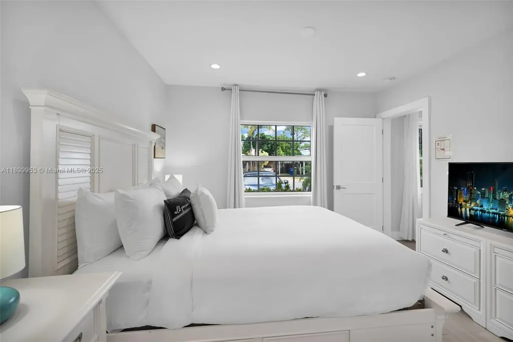 1315 NE 16th Avenue Fort Lauderdale FL 33304