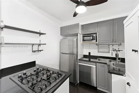 1515 West Avenue Miami Beach FL 33139