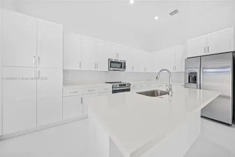 19504 SW 324th Street Homestead FL 33030