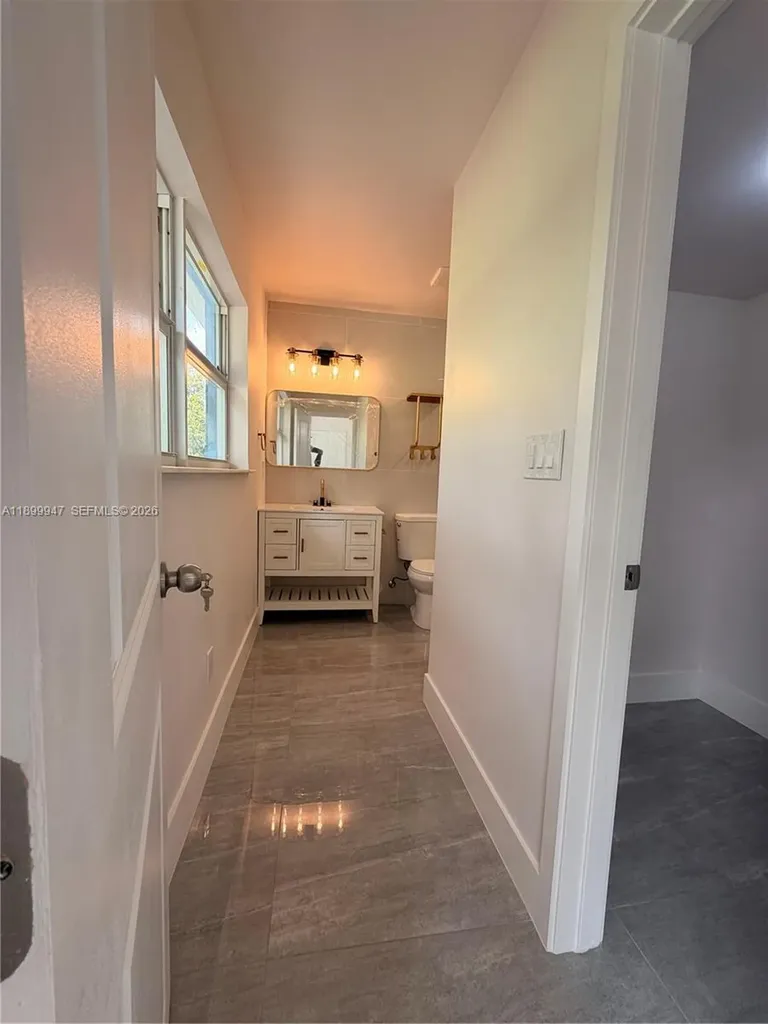 809 NW 12th Avenue Fort Lauderdale FL 33311