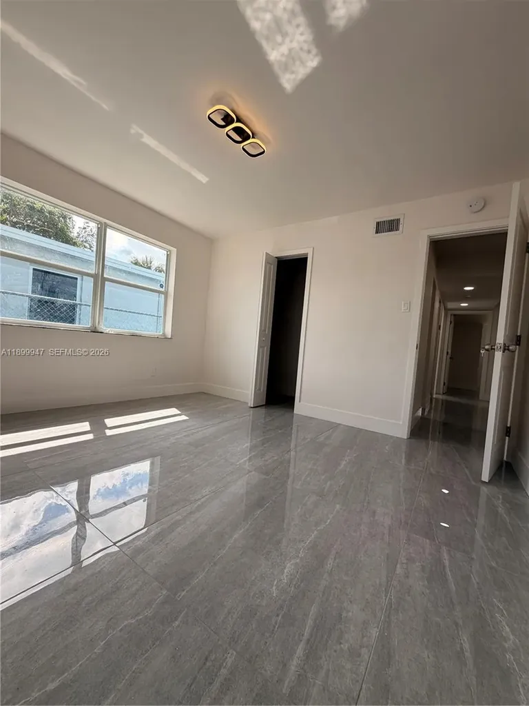 809 NW 12th Avenue Fort Lauderdale FL 33311