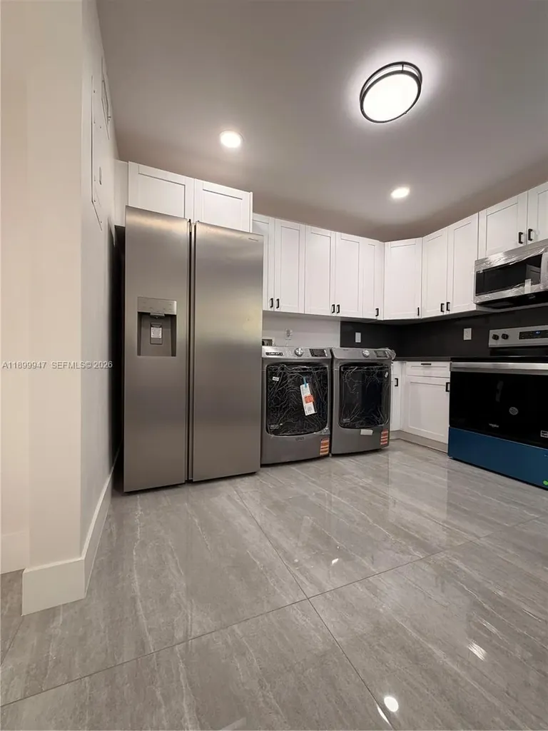 809 NW 12th Avenue Fort Lauderdale FL 33311