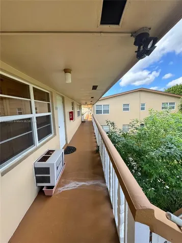 211 Coventry I West Palm Beach FL 33417