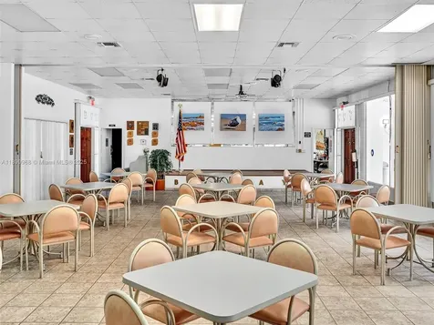 20500 W Country Club Drive Aventura FL 33180