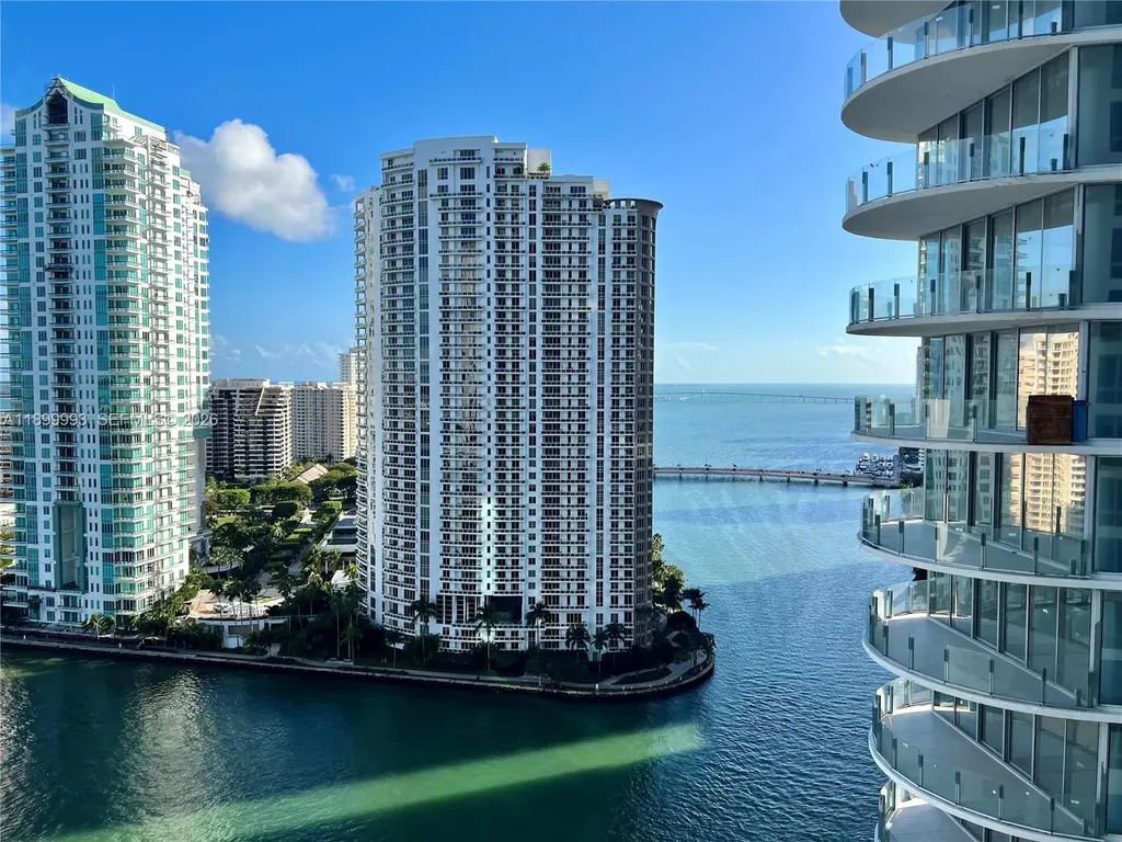 300 S Biscayne Boulevard Miami FL 33131