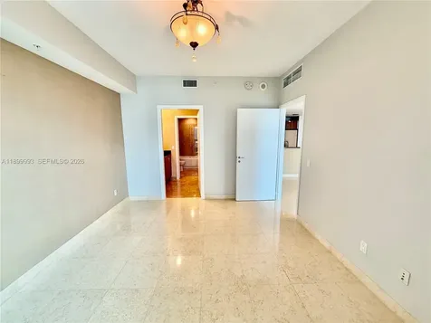 300 S Biscayne Boulevard Miami FL 33131