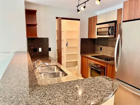 300 S Biscayne Boulevard Miami FL 33131