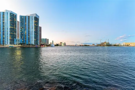 848 Brickell Key Drive Miami FL 33131