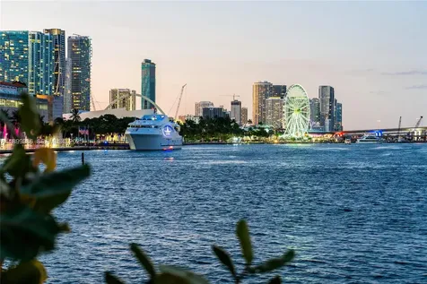 848 Brickell Key Drive Miami FL 33131