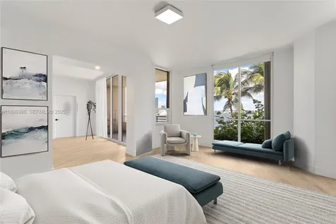 848 Brickell Key Drive Miami FL 33131