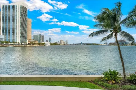 848 Brickell Key Drive Miami FL 33131