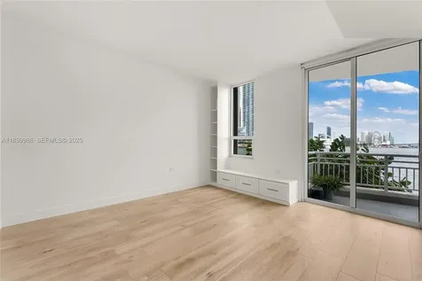 848 Brickell Key Drive Miami FL 33131