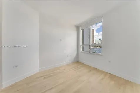 848 Brickell Key Drive Miami FL 33131