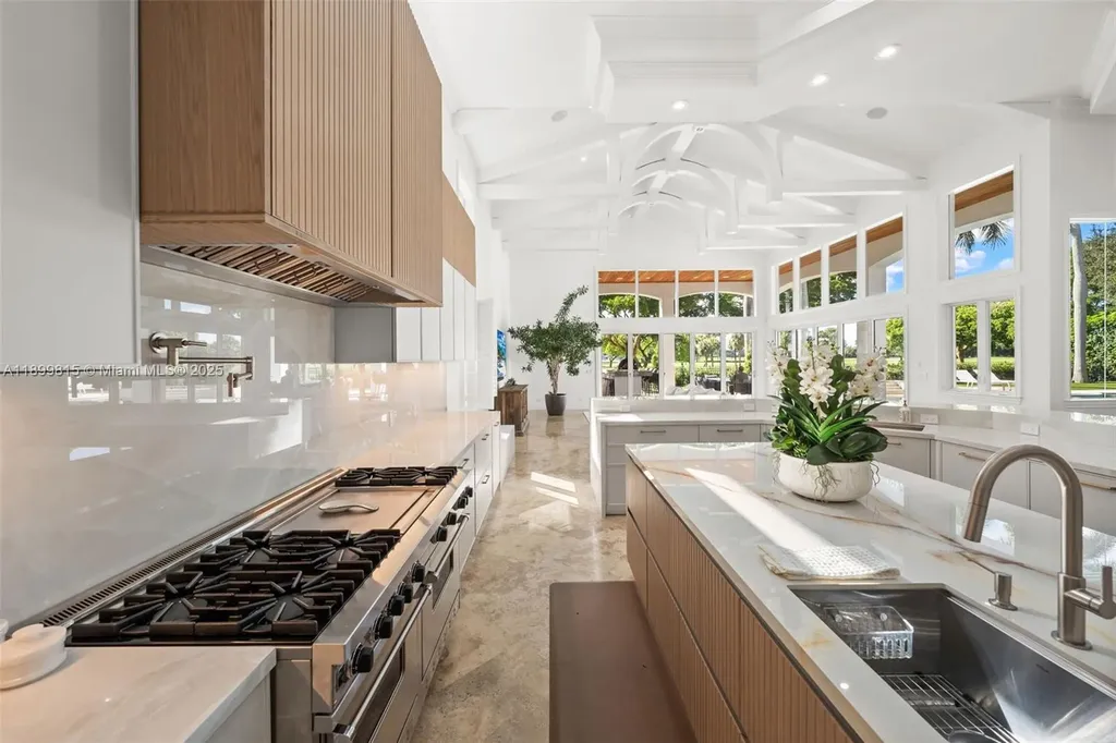 2800 NE 40th Street Fort Lauderdale FL 33308