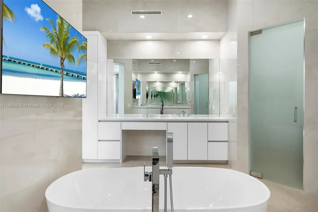 2800 NE 40th Street Fort Lauderdale FL 33308