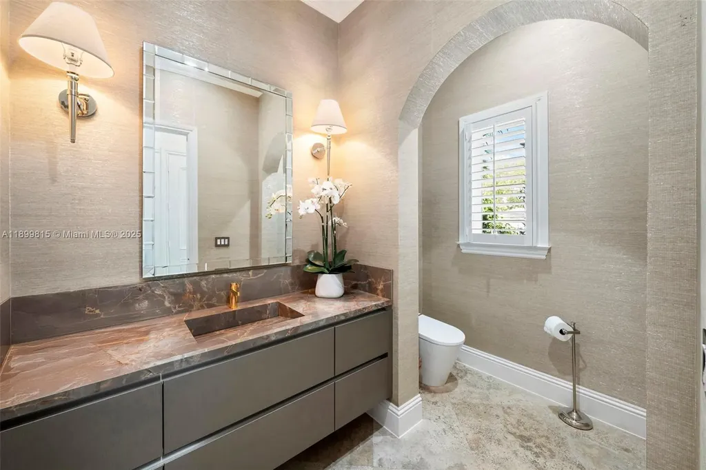 2800 NE 40th Street Fort Lauderdale FL 33308