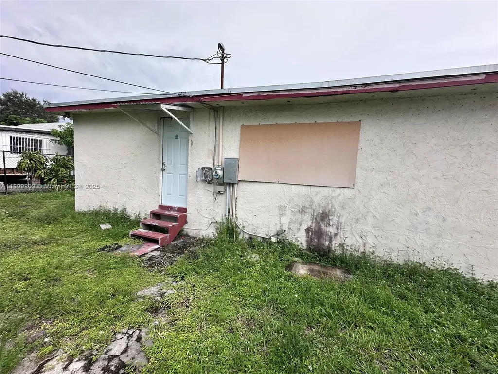 2760 NW 11th Court Fort Lauderdale FL 33311