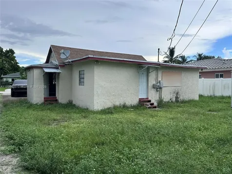 2760 NW 11th Court Fort Lauderdale FL 33311