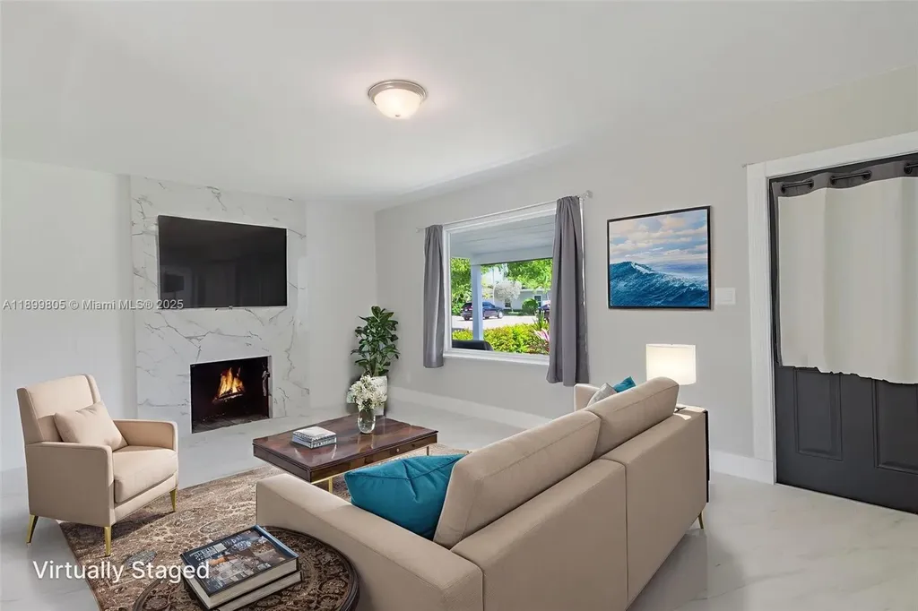 246 NE 13th Street Delray Beach FL 33444