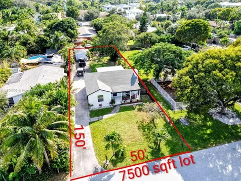 246 NE 13th Street Delray Beach FL 33444