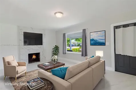 246 NE 13th Street Delray Beach FL 33444