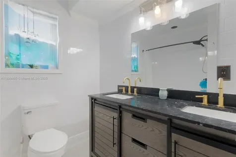 246 NE 13th Street Delray Beach FL 33444