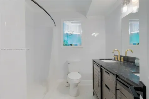 246 NE 13th Street Delray Beach FL 33444