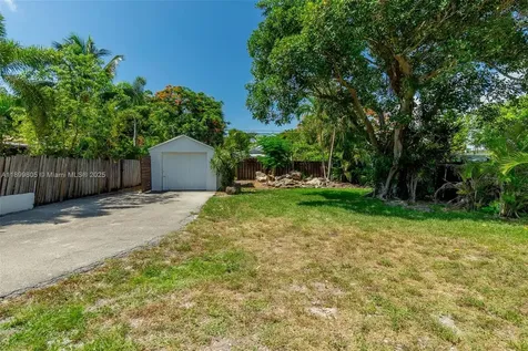 246 NE 13th Street Delray Beach FL 33444