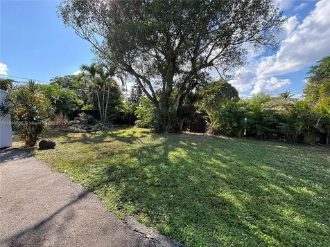 246 NE 13th Street Delray Beach FL 33444