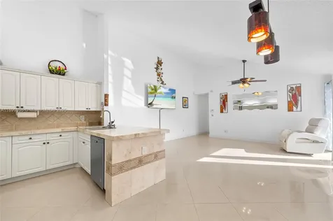 1101 Summit Place Circle West Palm Beach FL 33415