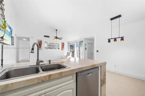 1101 Summit Place Circle West Palm Beach FL 33415