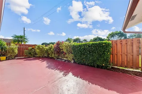 1101 Summit Place Circle West Palm Beach FL 33415