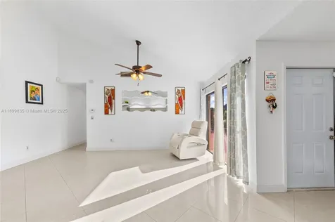 1101 Summit Place Circle West Palm Beach FL 33415