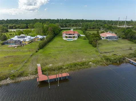 6152 SW Banks Street Palm City FL 34990