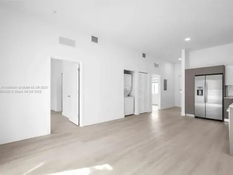 501 N West Dixie Highway Hallandale Beach FL 33009