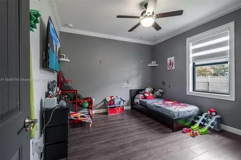 12865 SW 224th Street Miami FL 33170