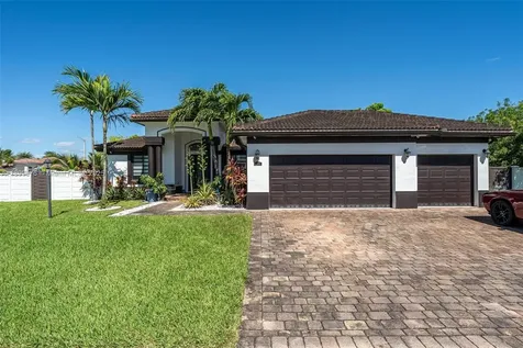 12865 SW 224th Street Miami FL 33170