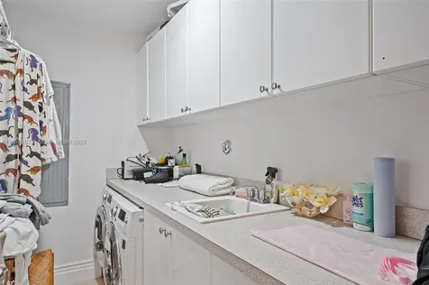 17875 Collins Avenue Sunny Isles Beach FL 33160