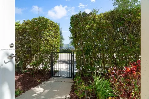 278 SW 7th Court Pompano Beach FL 33060