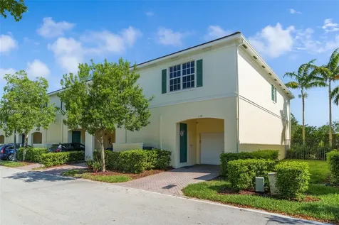278 SW 7th Court Pompano Beach FL 33060
