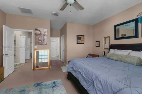 278 SW 7th Court Pompano Beach FL 33060