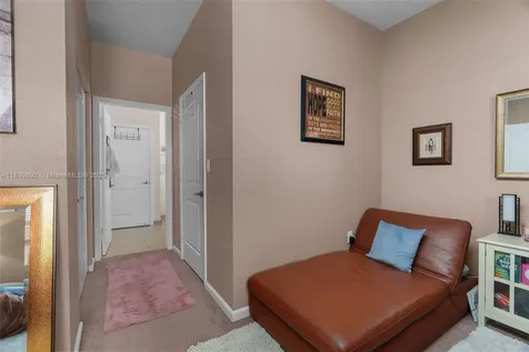 278 SW 7th Court Pompano Beach FL 33060
