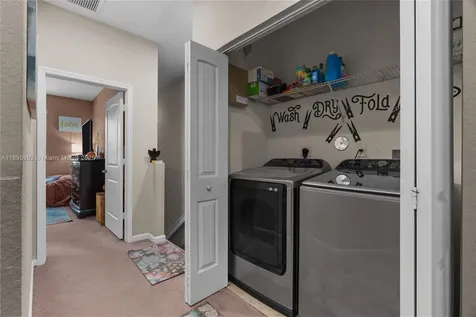 278 SW 7th Court Pompano Beach FL 33060