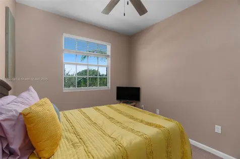 278 SW 7th Court Pompano Beach FL 33060